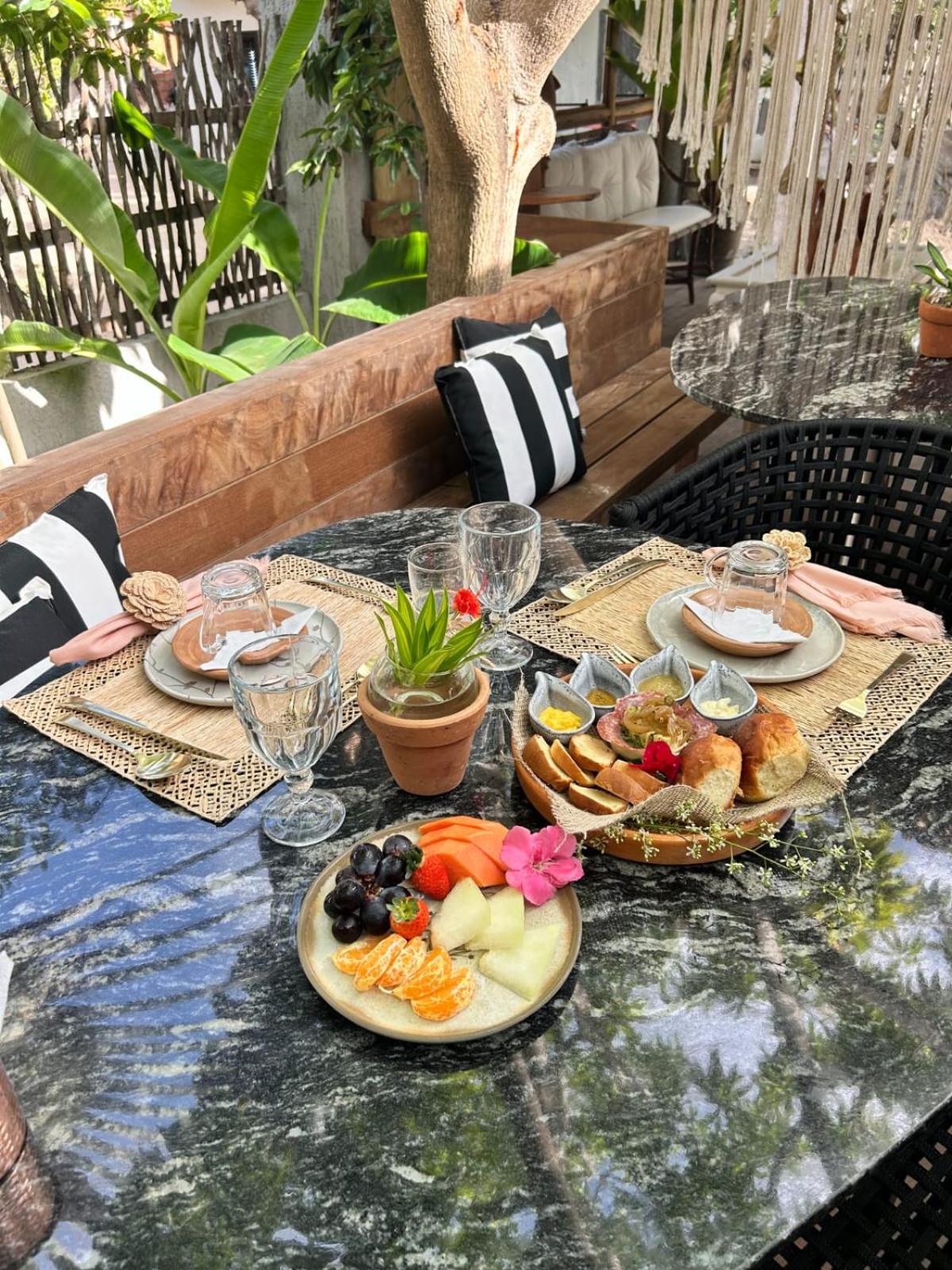 Villa Pantai Boutique Hotel Atins Ngoại thất bức ảnh