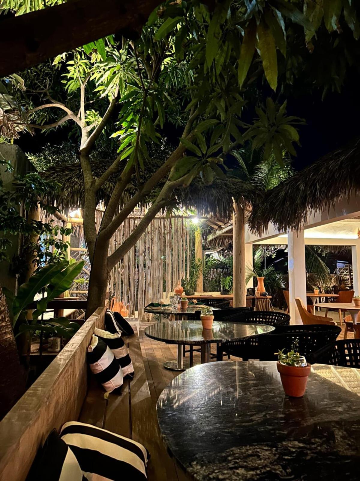 Villa Pantai Boutique Hotel Atins Ngoại thất bức ảnh